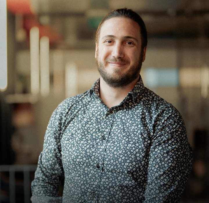 Porträtt på Thomas.